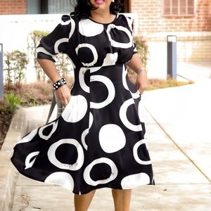 Circle Pattern Gracia Dress with Pockets